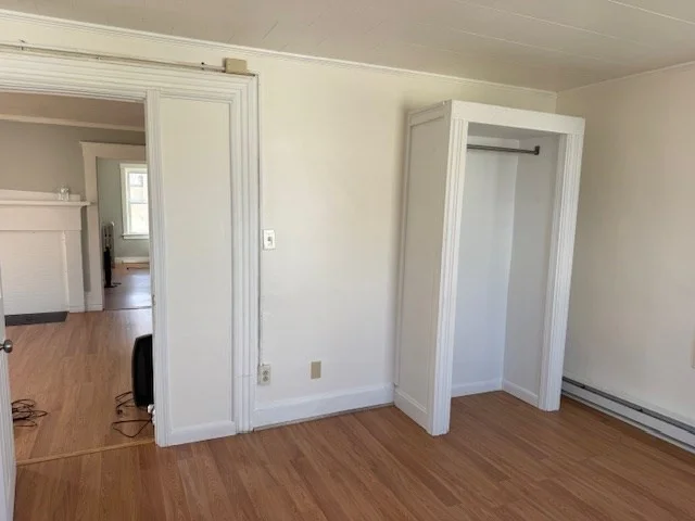 162 Hanover St, Fall River