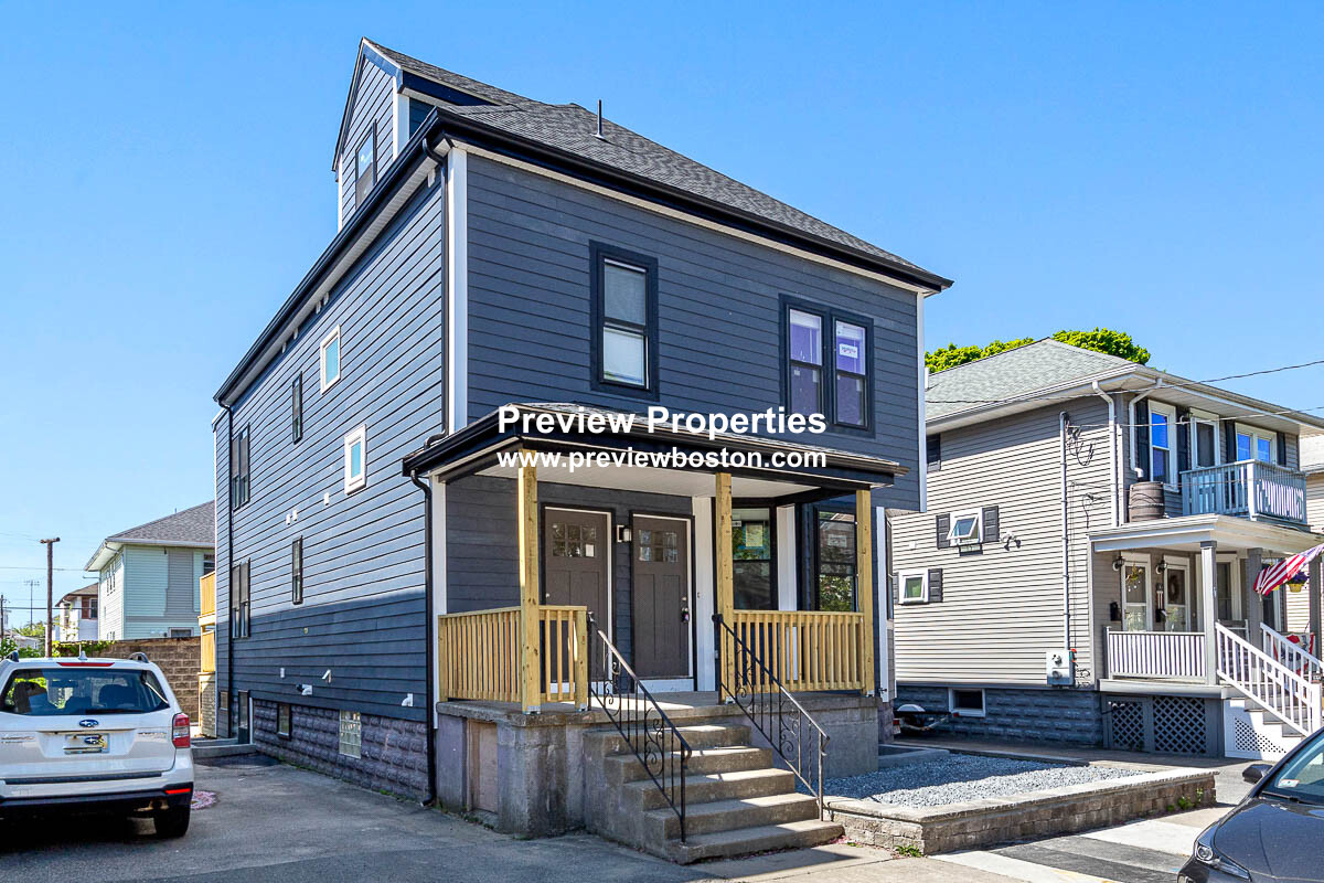 70 Stanley Ave, South Medford