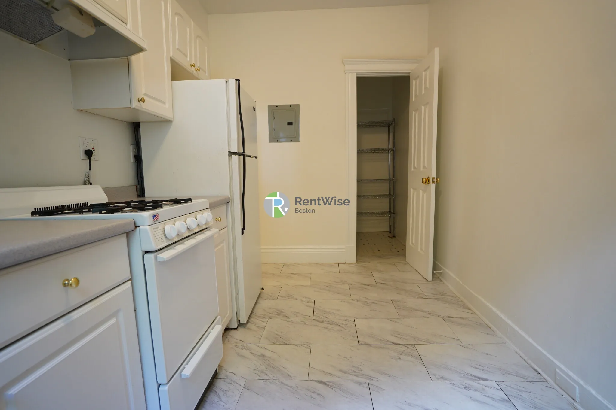 6 Camelot Ct, Brighton