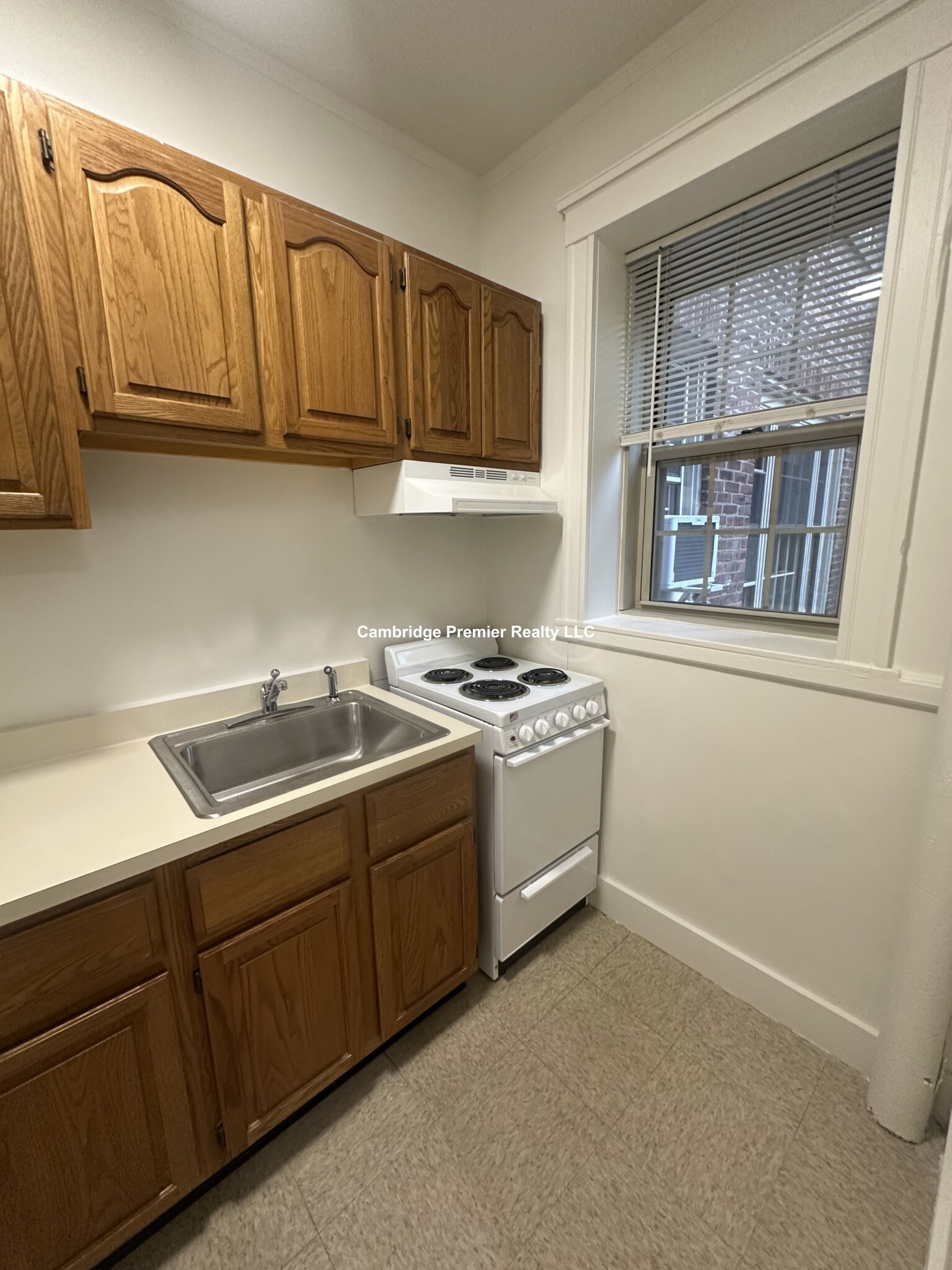 3 Concord Ave, Neighborhood Nine