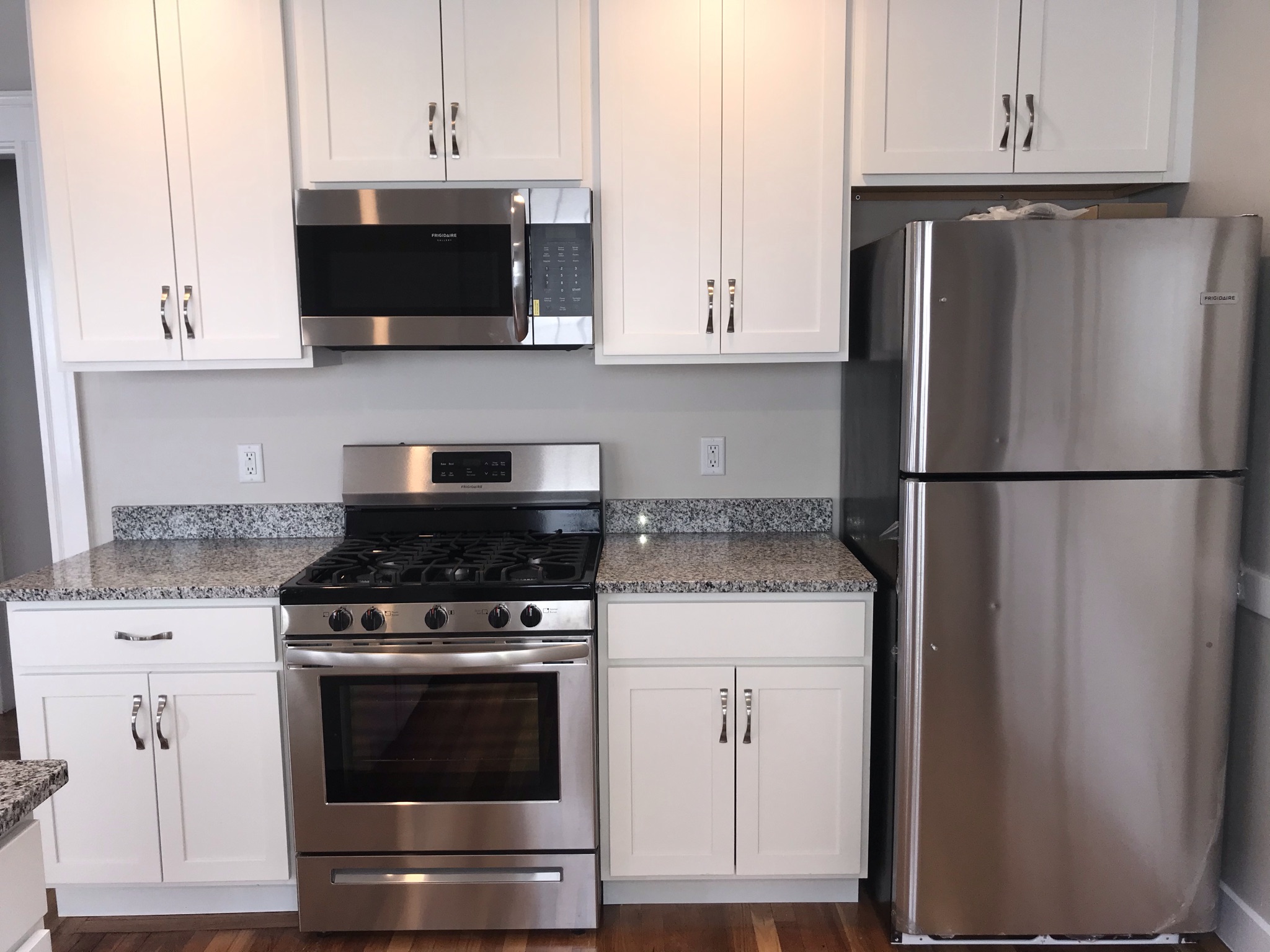 3 bed, 2 bath apartment for rent at 18 Arbroth St Unit 1, Dorchester — photo 4 of 31