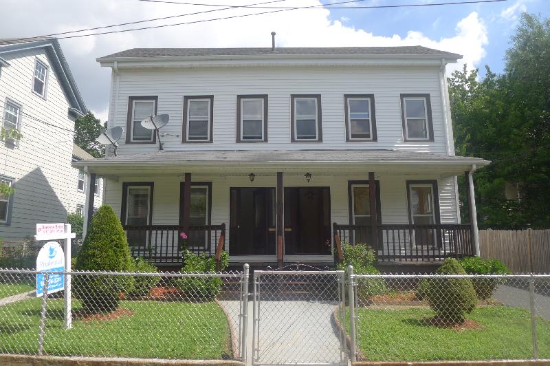 11 Flint St, East Somerville