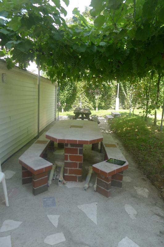 11 Flint St, East Somerville