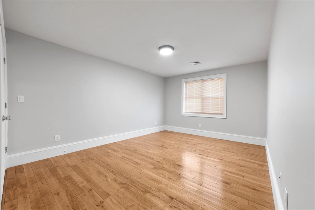 16 Downer Ct, Boston