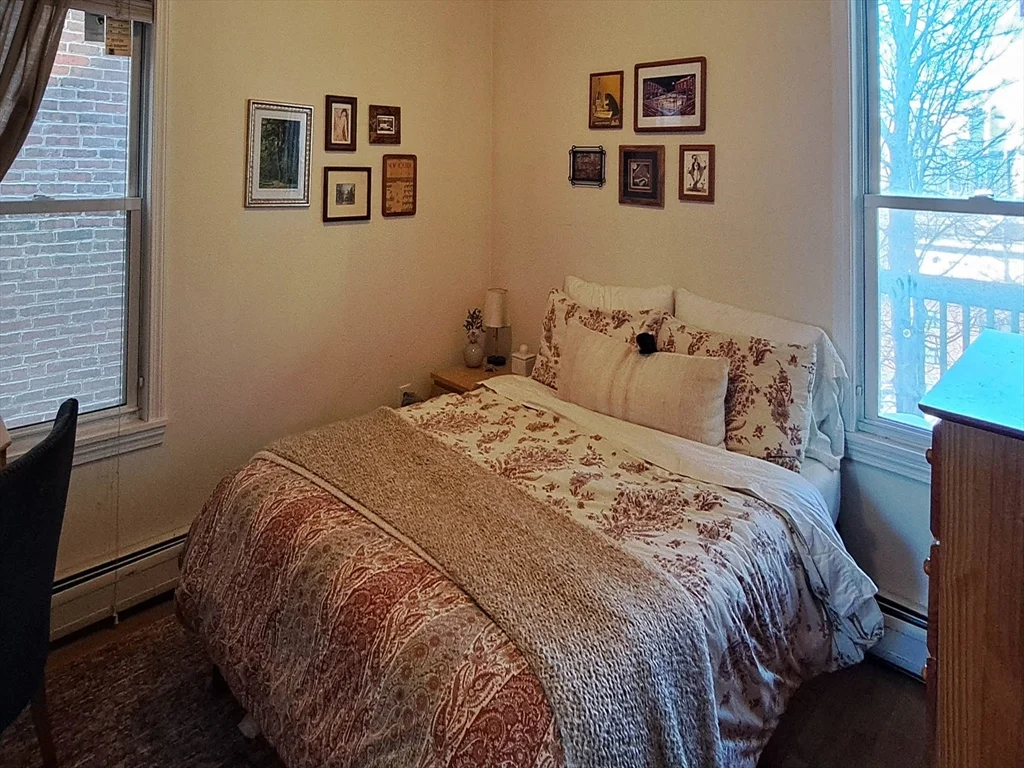 143 Hillside St, Mission Hill