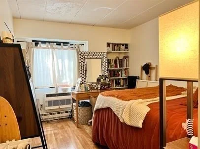 125 Pleasant St, North Brookline