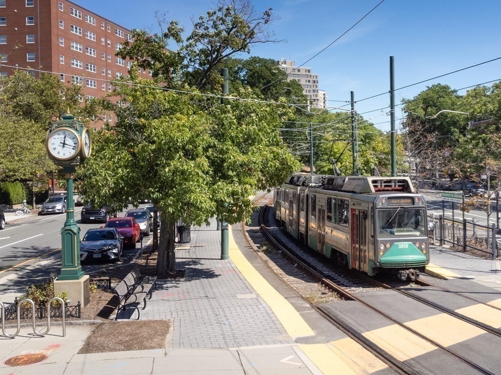 1731 Beacon, Beaconsfield