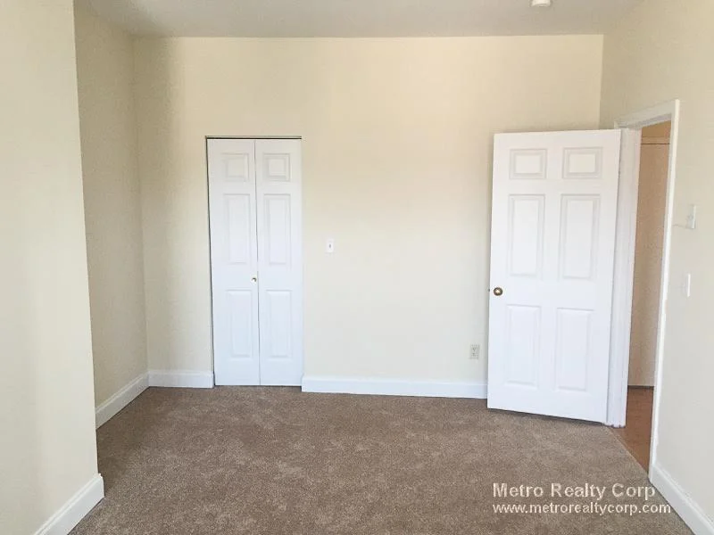 171 Harvard St, Coolidge Corner