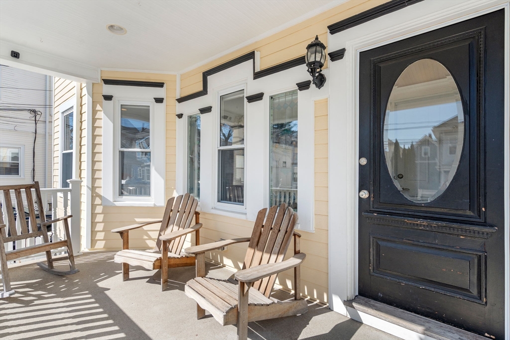 84 Pearson Rd, Tufts