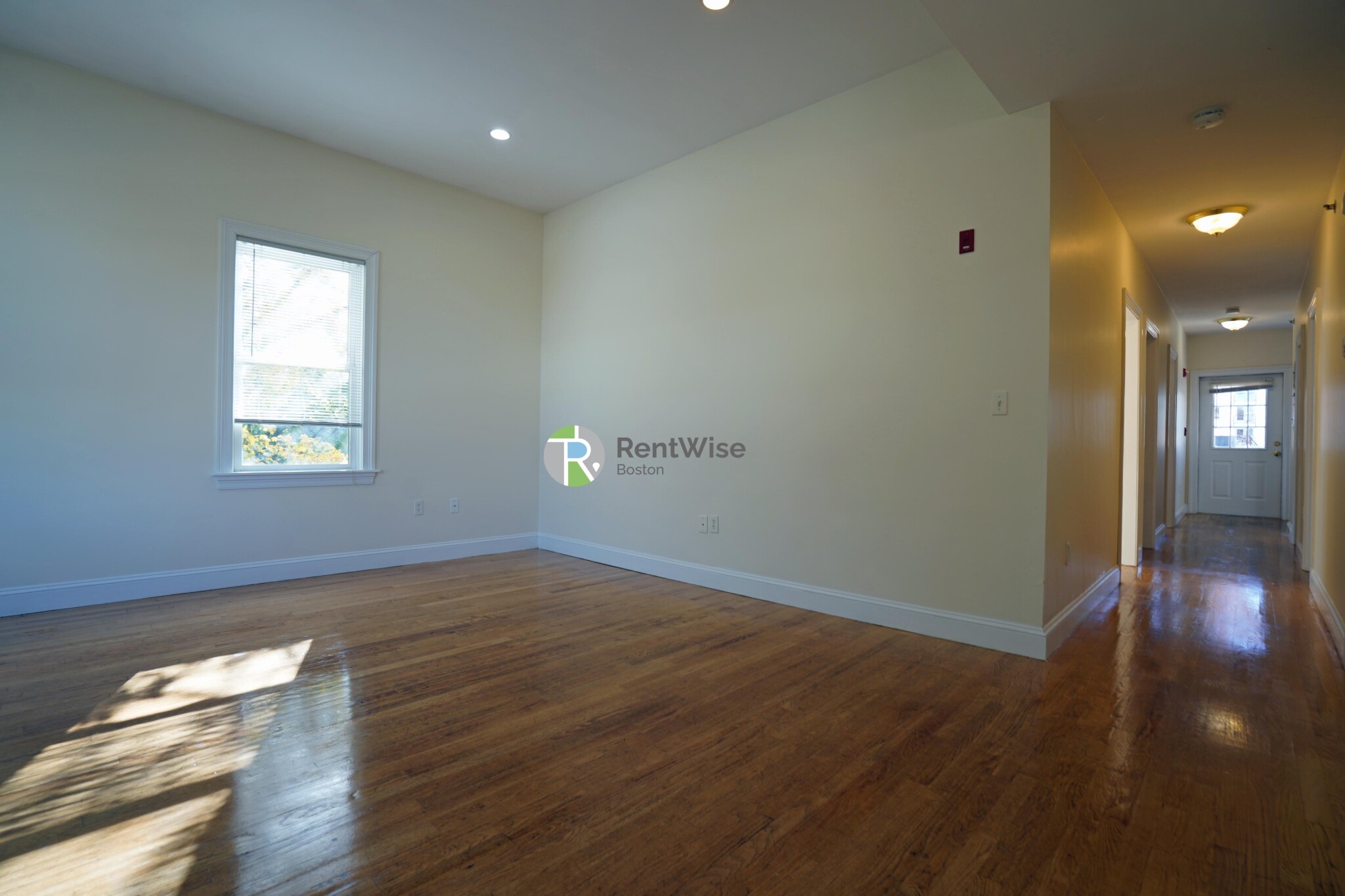 9 Gardner Ter, Allston