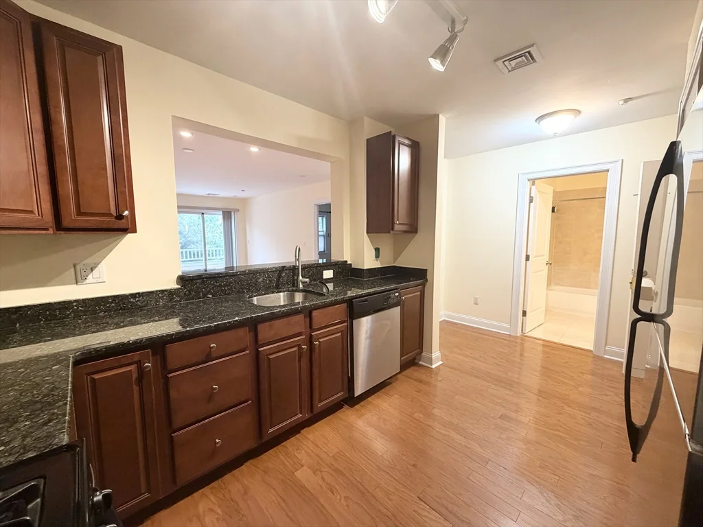 11 Cheriton Rd, West Roxbury