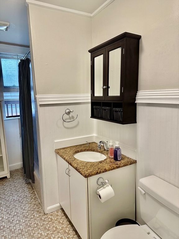 61 Monument Ave, Charlestown