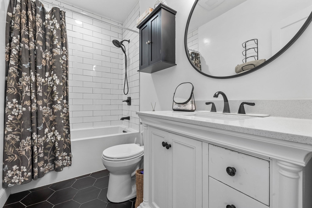 7 Stillman Pl, North End