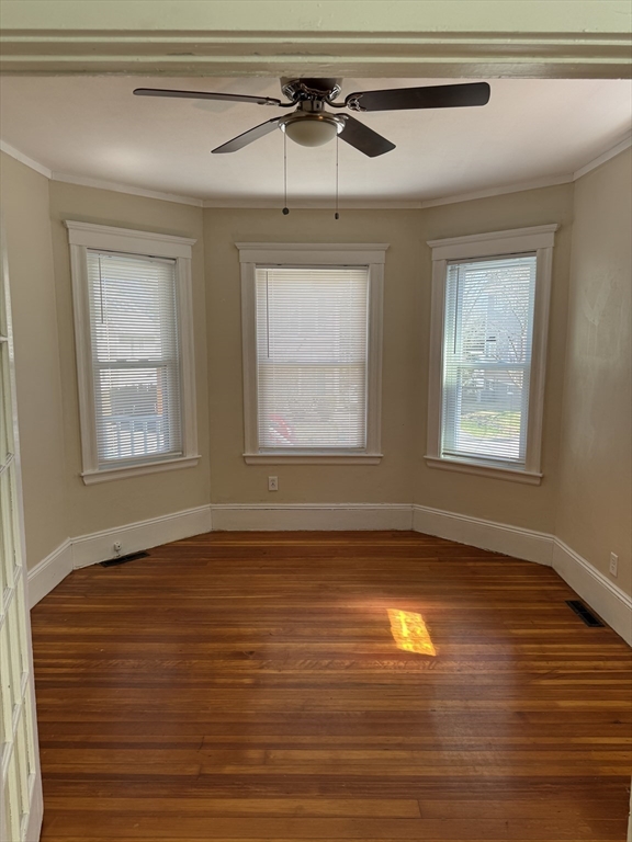 32 South Prospect St, Bradford