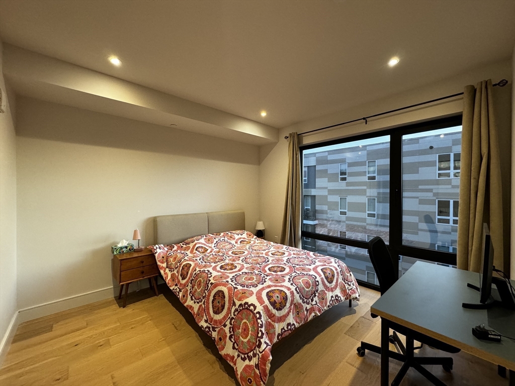 1 Nevins Hill Way, Brighton