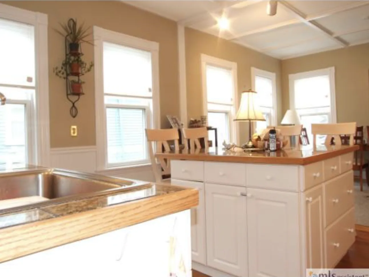 30 Manning St, Medford