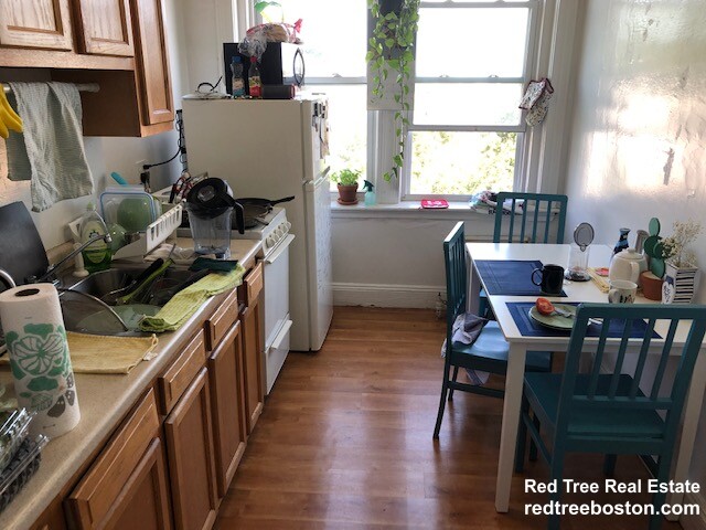 1687 Commonwealth Ave, Brighton