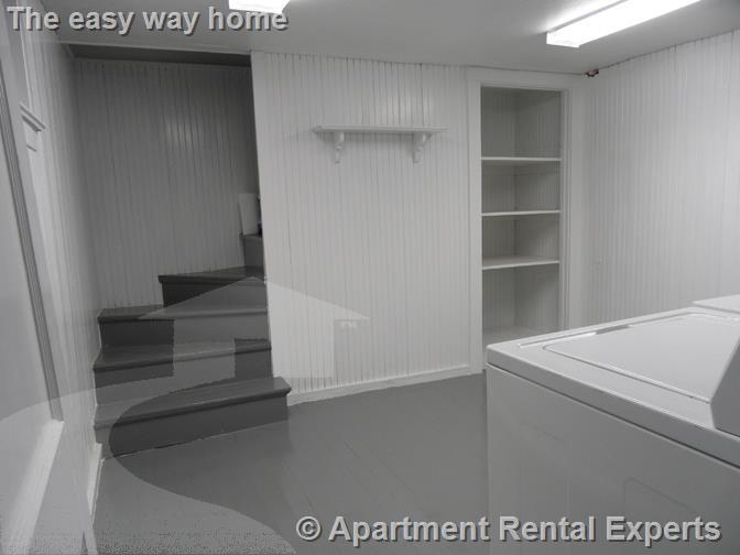 35 Frederick Ave, Tufts