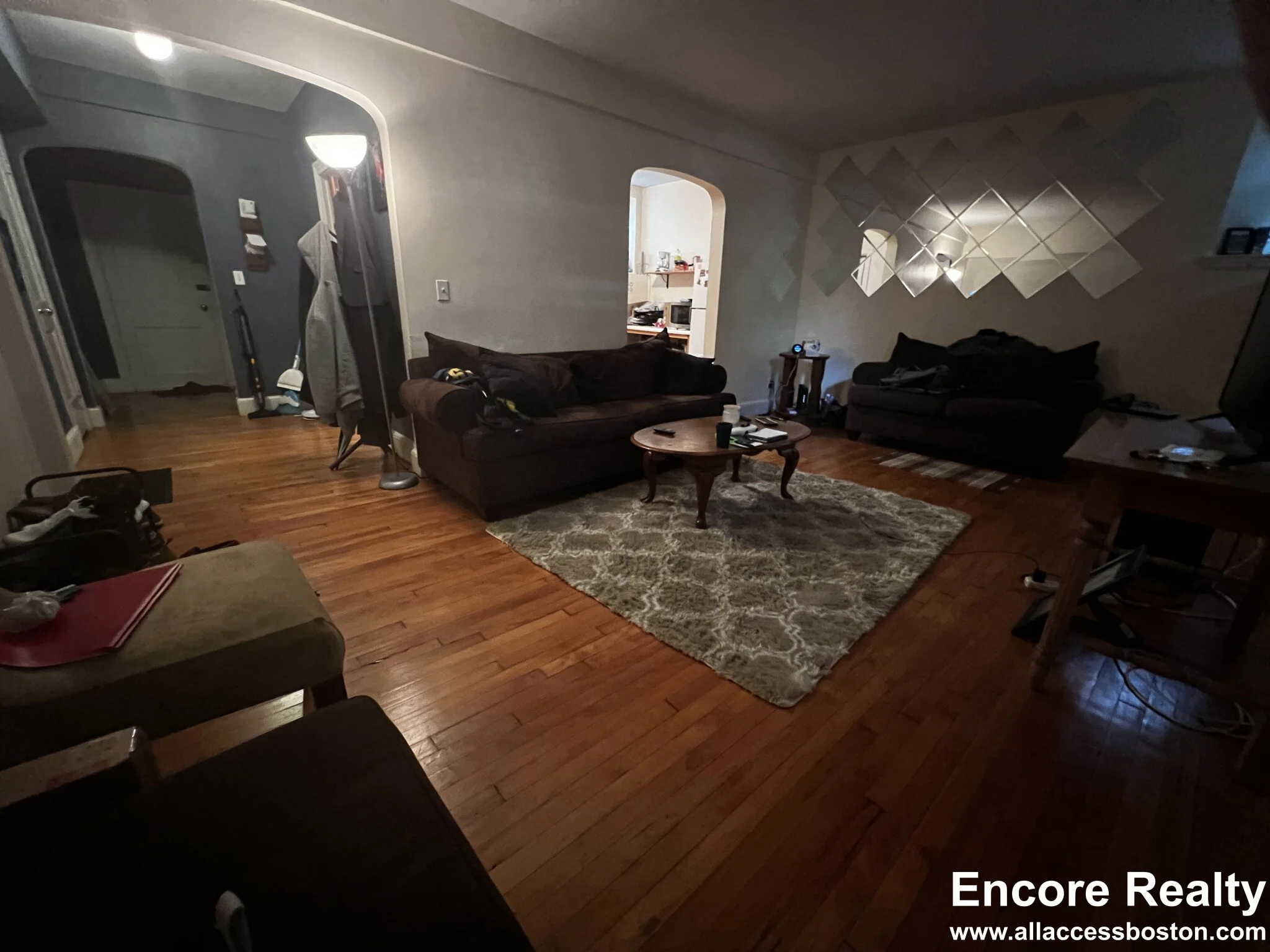 1555 Beacon St, Brookline