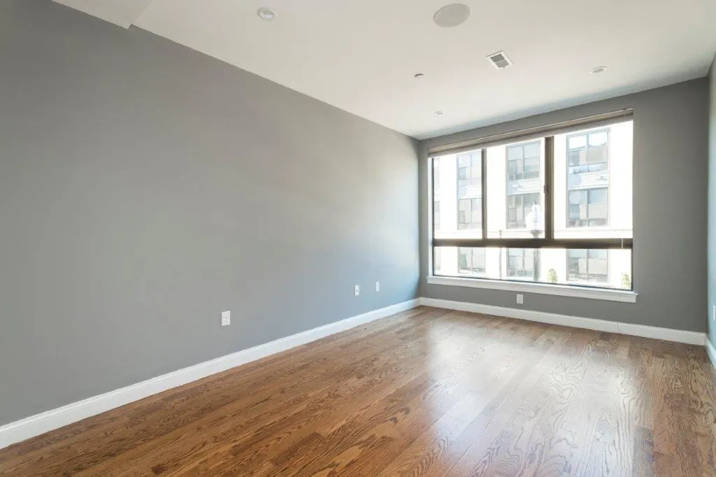 339 D St, South Boston