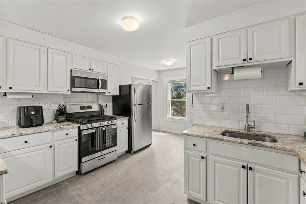 589 Willard St, Quincy