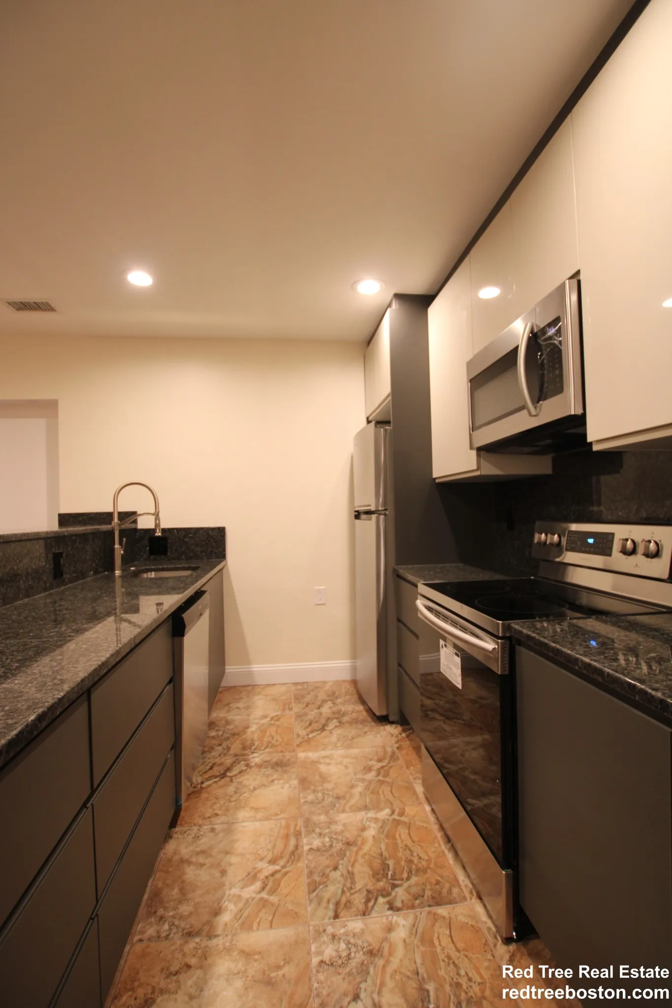 25 Saint Mary's St, Brookline