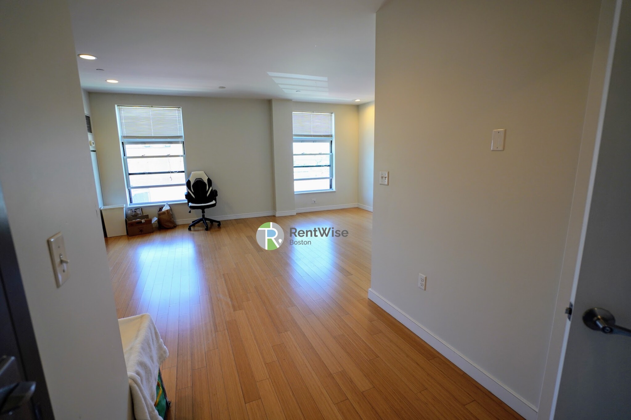 601 Albany St, South End