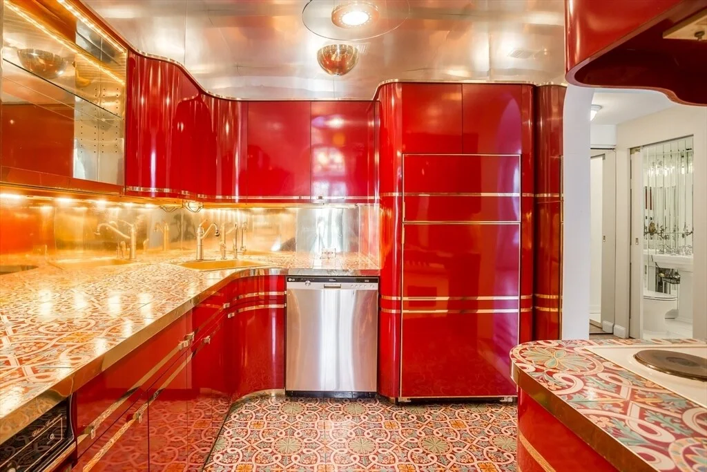 327 Commonwealth Ave, Back Bay