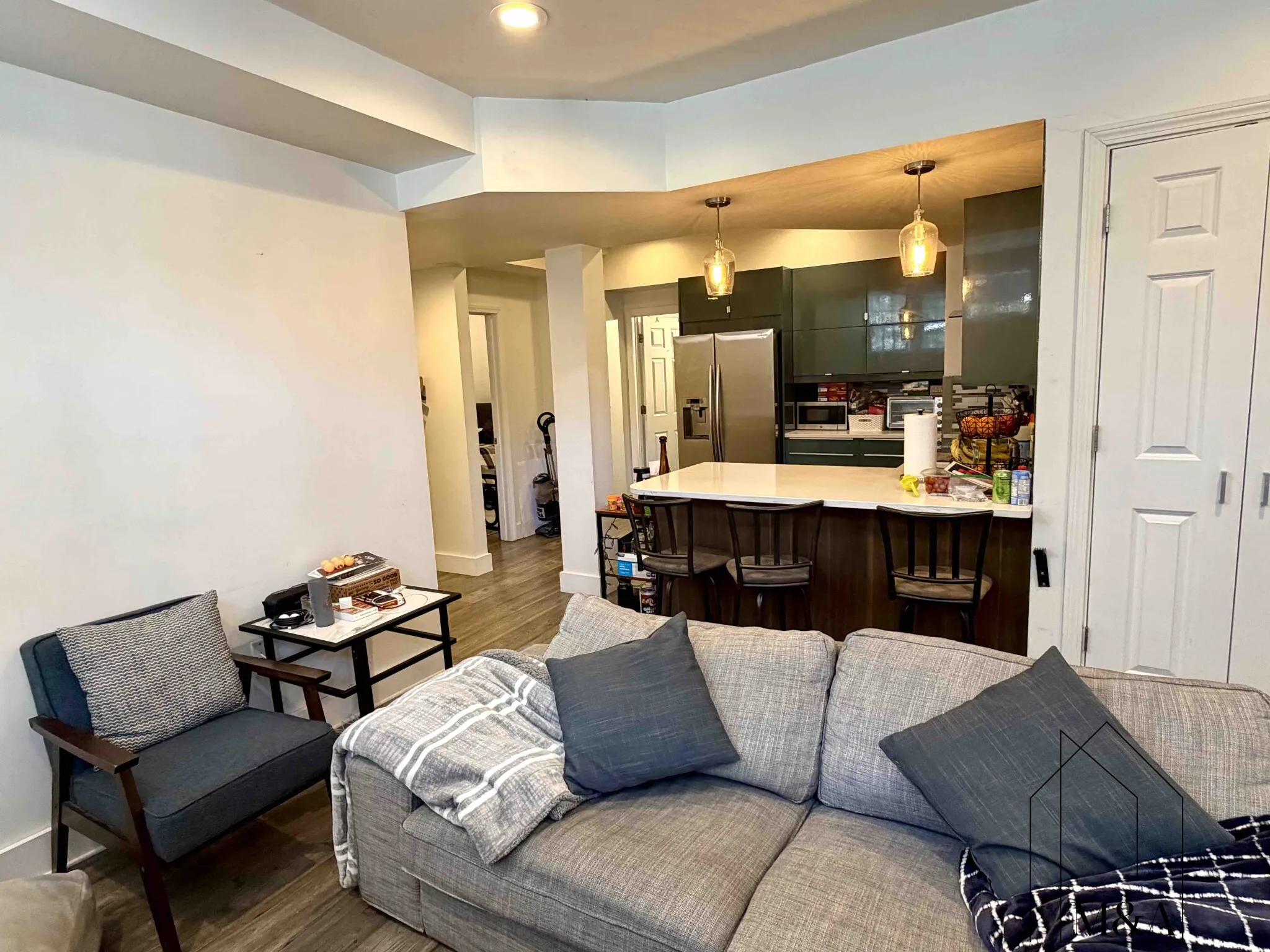 12 Braemore Rd, Brighton