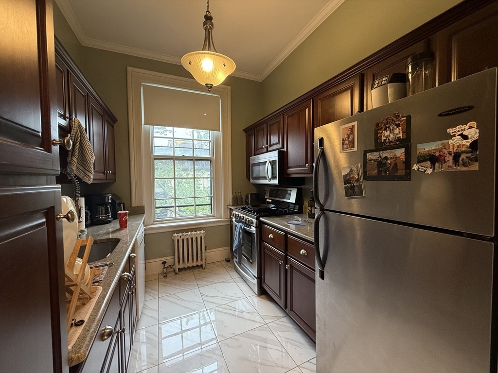 236 Marlborough St, Back Bay