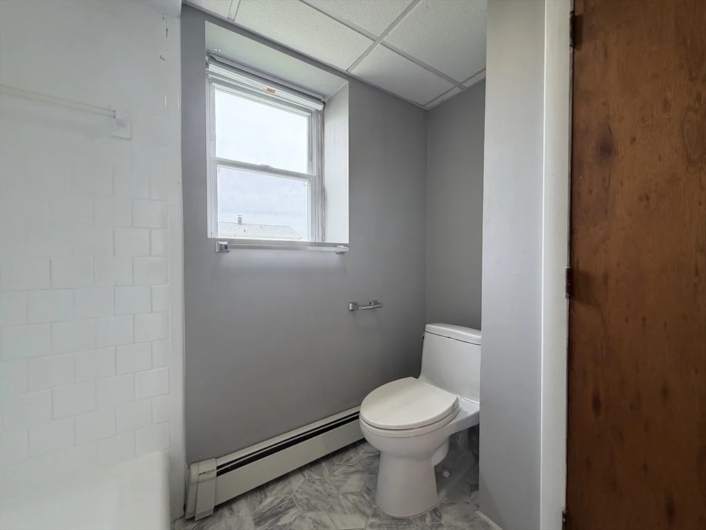 24 Lewis St, North Providence