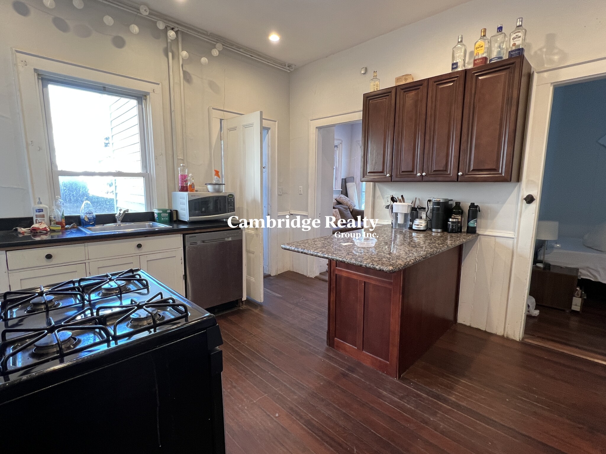 76 Curtis St, West Somerville