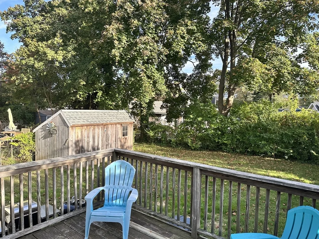 18 Maple Ave, Scituate