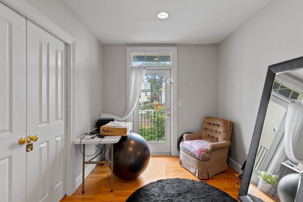 57 Bartlett St, Charlestown