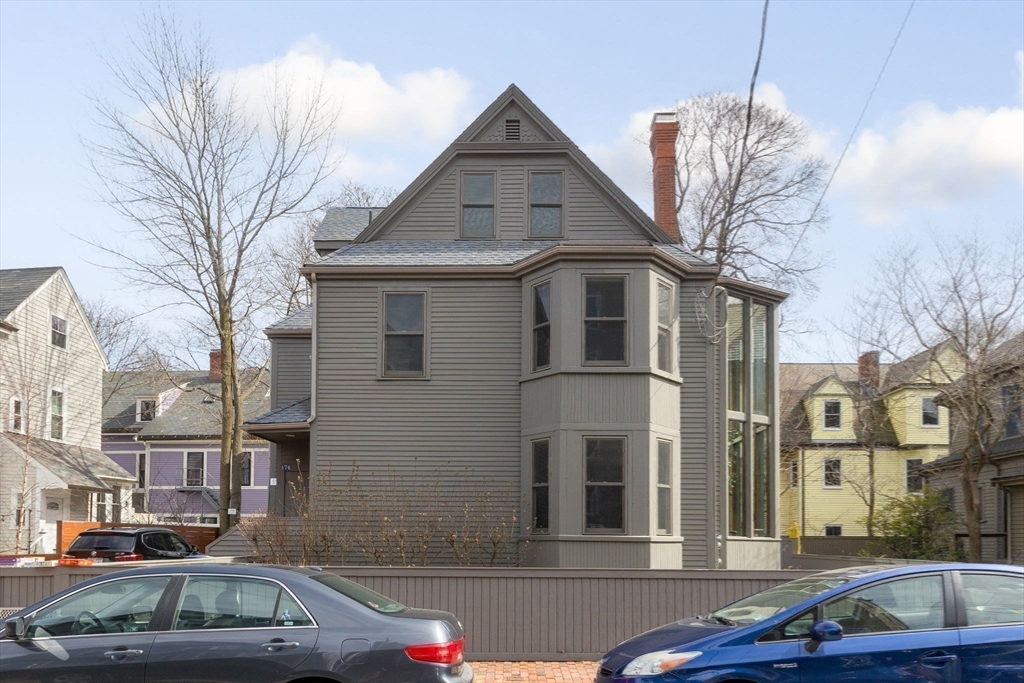 176 Hancock, Mid Cambridge