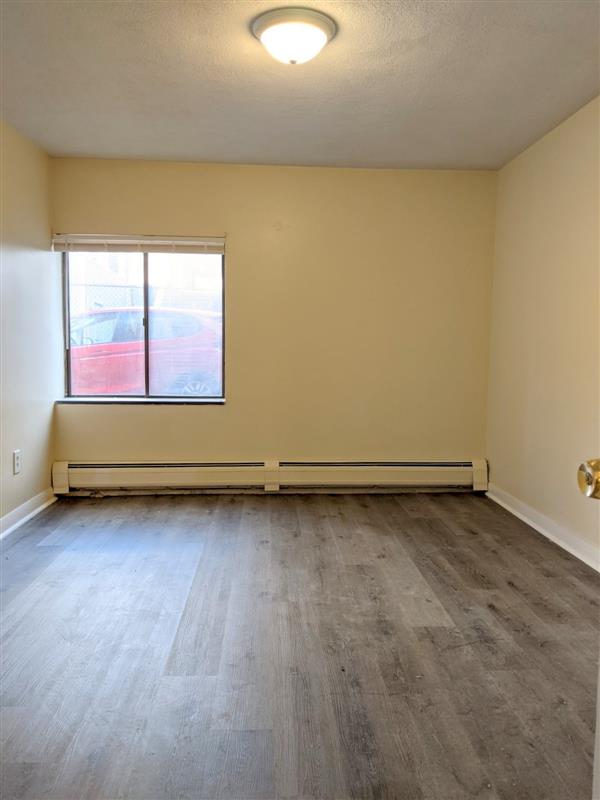 86 Newbury St, Teele Square