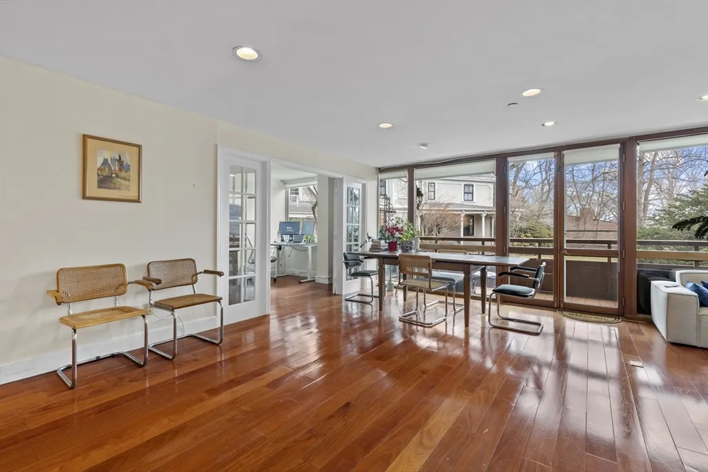 241 Perkins St, Jamaica Plain