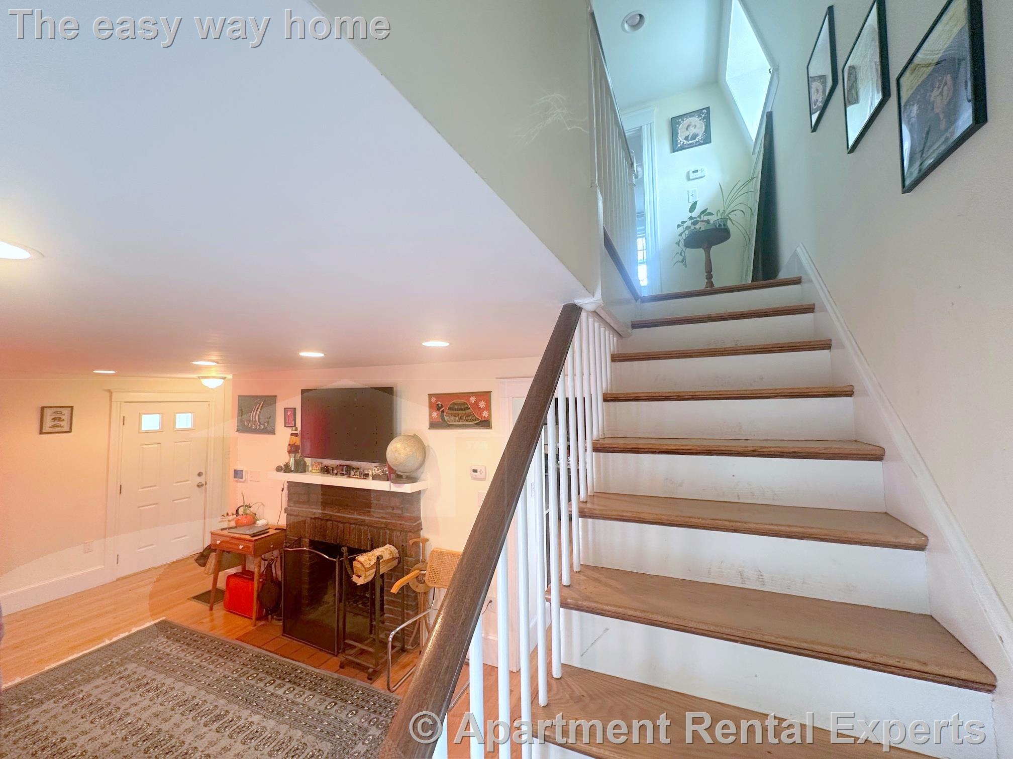 86 Coolidge Rd, Arlington Heights