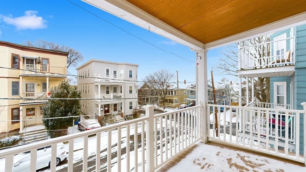 37-39 Belknap St, West Somerville