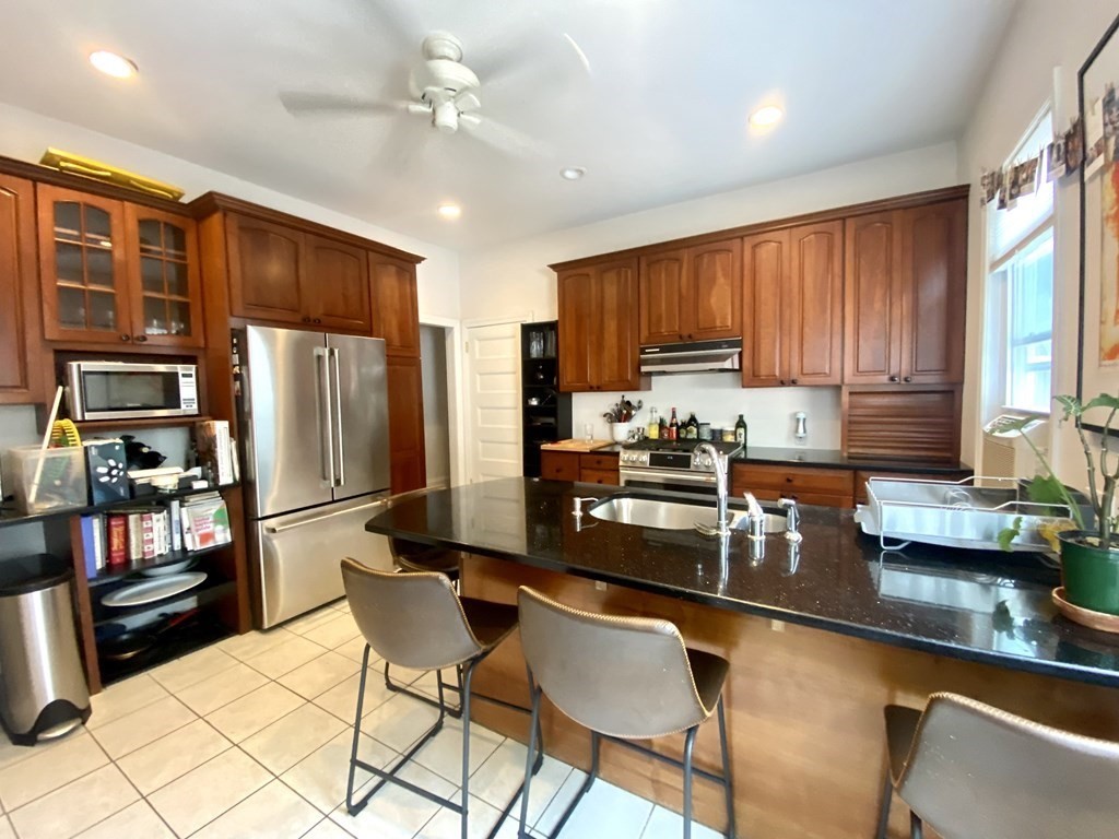 3 bed, 1 bath apartment for rent at 24 Hall Ave Unit 1, Powder House Square