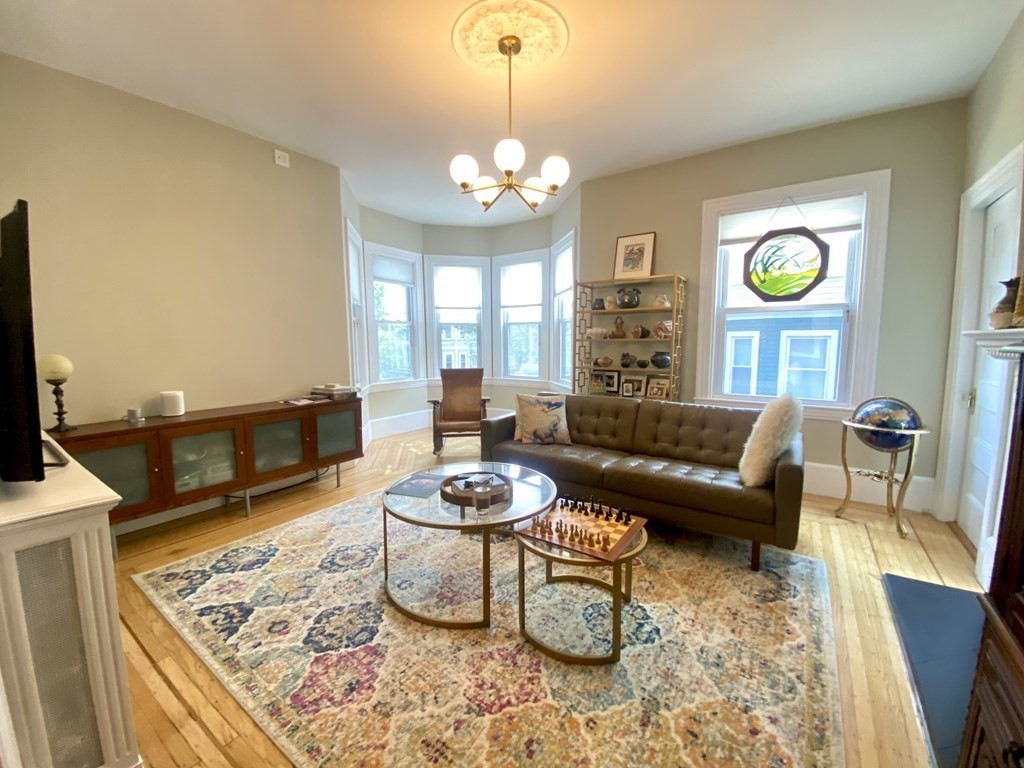 3 bed, 1 bath apartment for rent at 24 Hall Ave Unit 1, Powder House Square — photo 2 of 25