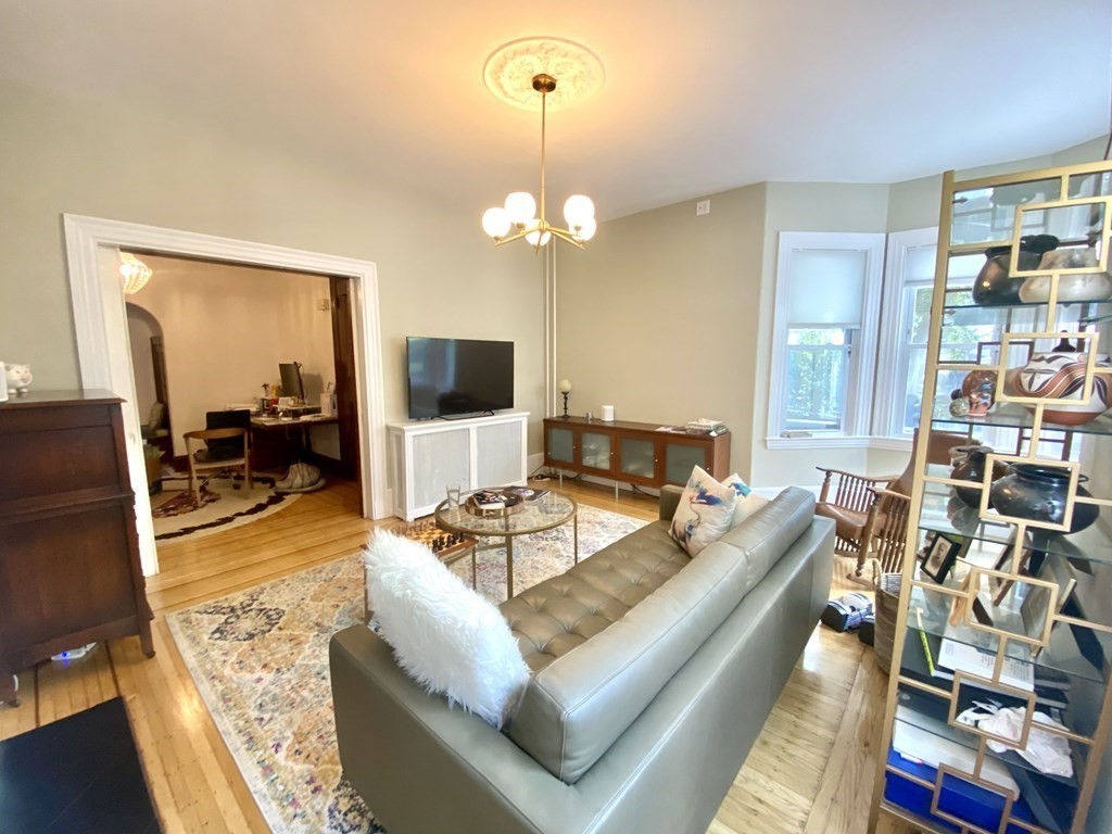 3 bed, 1 bath apartment for rent at 24 Hall Ave Unit 1, Powder House Square — photo 7 of 25