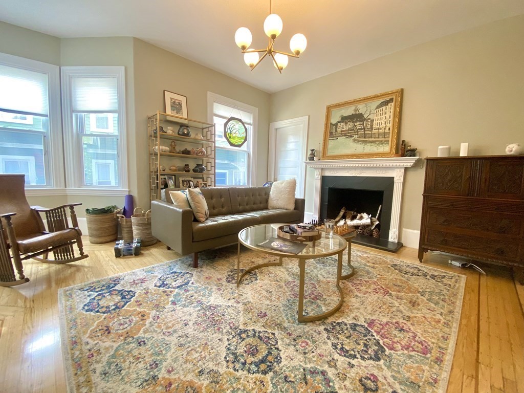 3 bed, 1 bath apartment for rent at 24 Hall Ave Unit 1, Powder House Square — photo 9 of 25