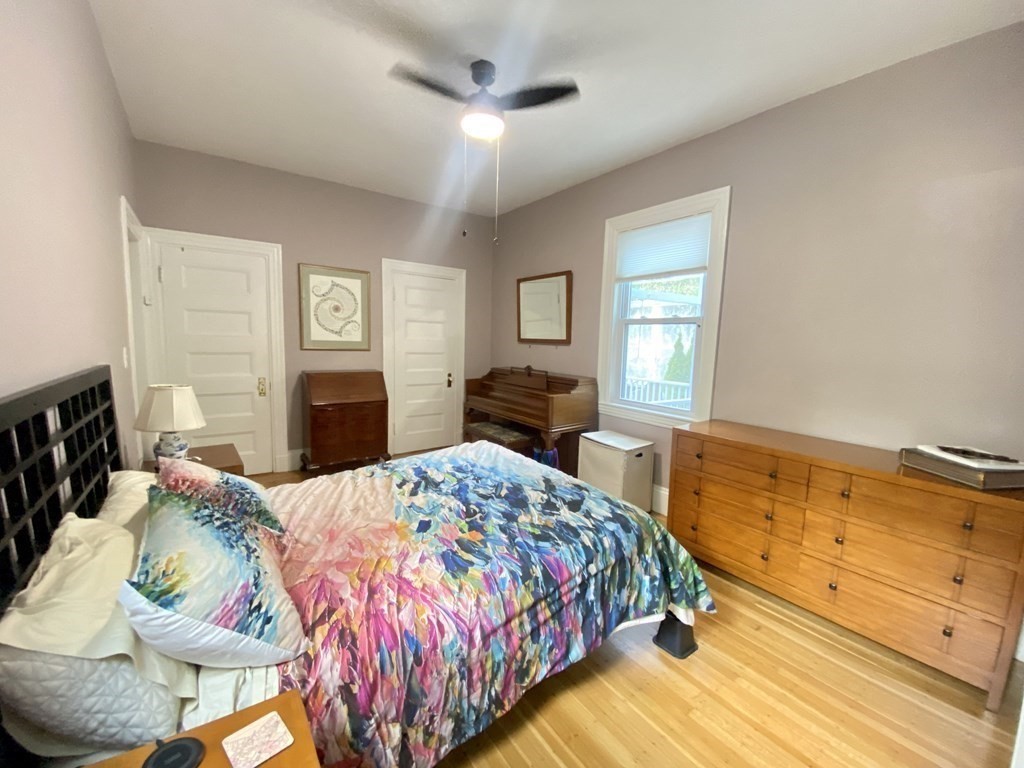 3 bed, 1 bath apartment for rent at 24 Hall Ave Unit 1, Powder House Square — photo 10 of 25