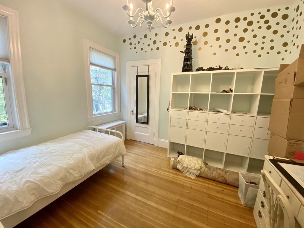 3 bed, 1 bath apartment for rent at 24 Hall Ave Unit 1, Powder House Square — photo 19 of 25