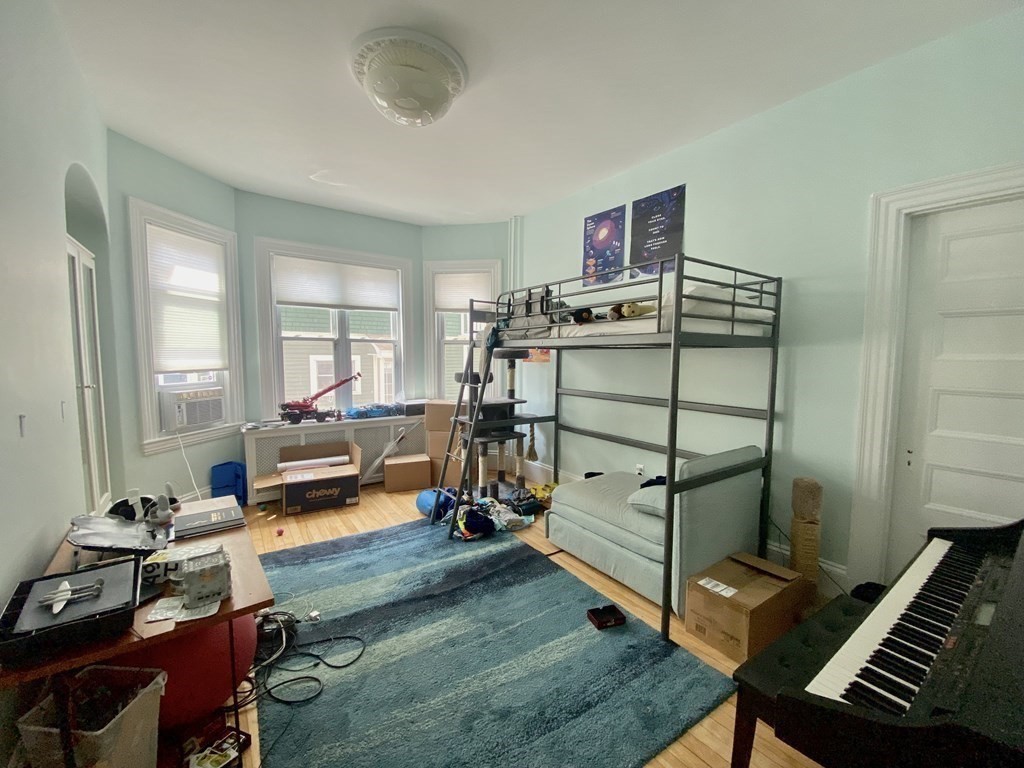 3 bed, 1 bath apartment for rent at 24 Hall Ave Unit 1, Powder House Square — photo 20 of 25