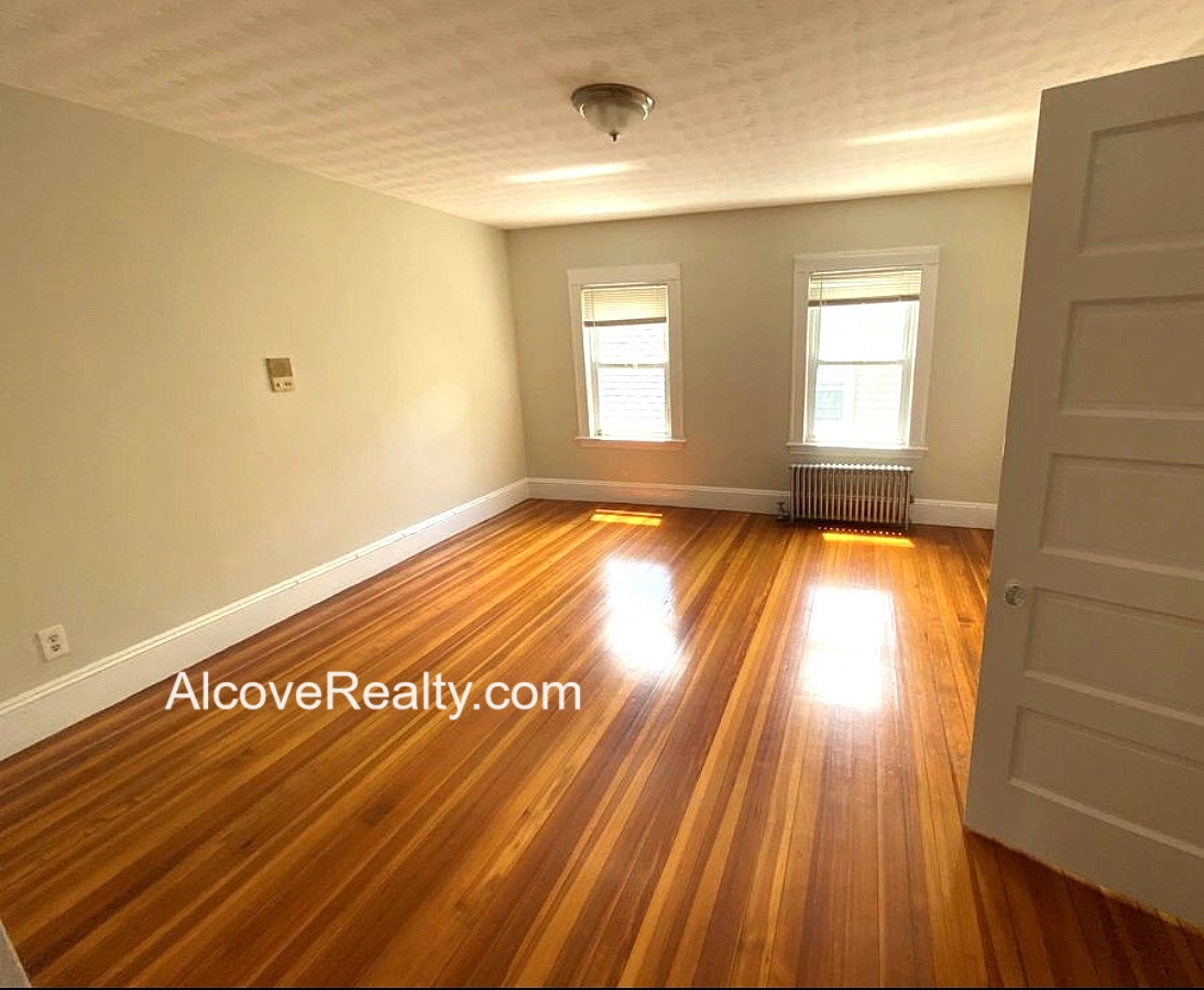 5 bed, 2 bath apartment for rent at 66 Simpson Ave Unit 1, Tufts — photo 21 of 22