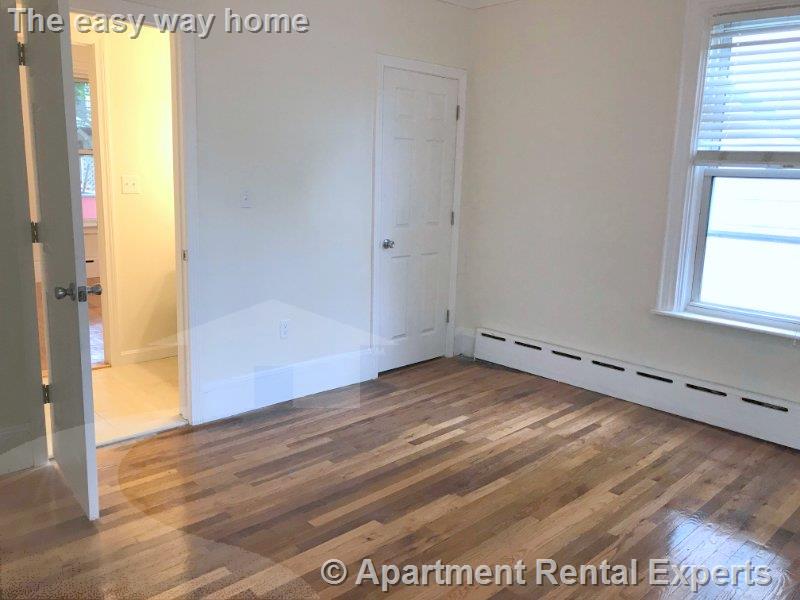 48 Cameron Ave, Davis Square