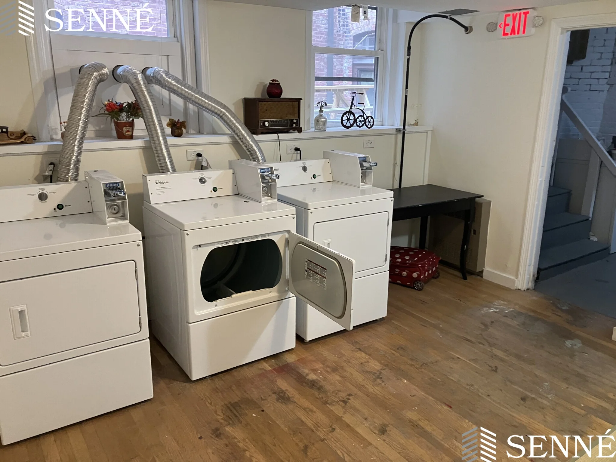 64 Vinal Ave, Union Square