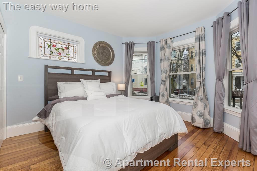 98 Elm St, Porter Square